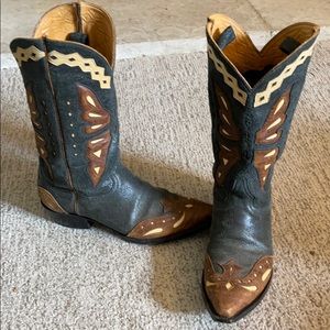 Old gringo cowboy boots